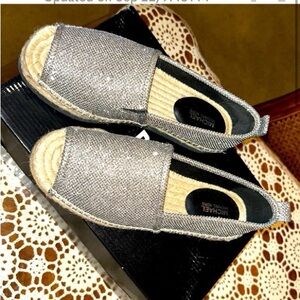New Michael Kors peep toe espadrilles